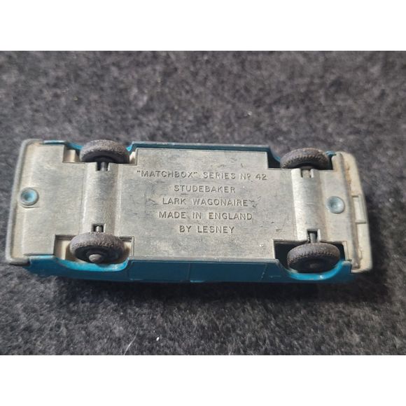 Vintage Matchbox Lesney #42 Studebaker Lark Wagonaire - Picture 3 of 5